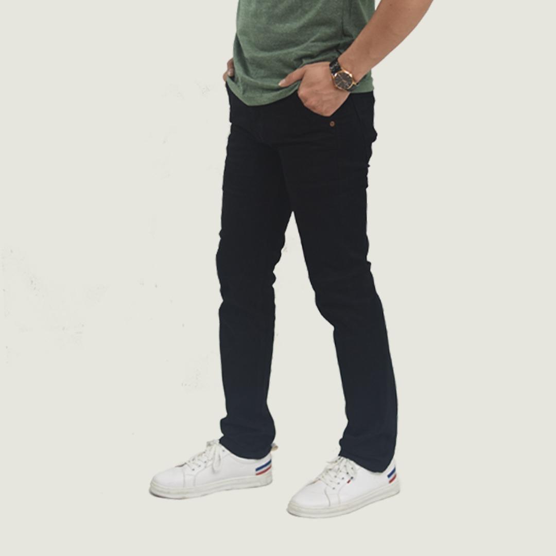 Emoline Celana Softjeans Pria Slim  Fit  Hitam  Emoline